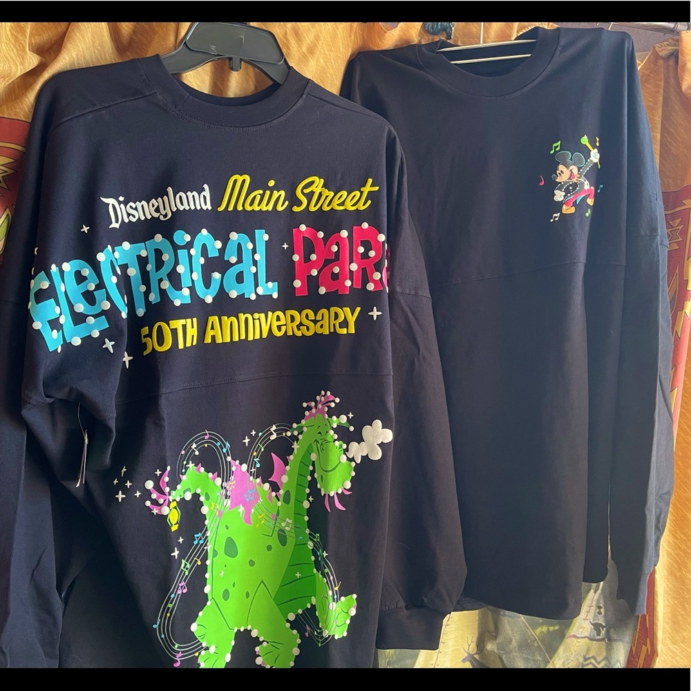 Electrical light spirit jersey Disneyland
